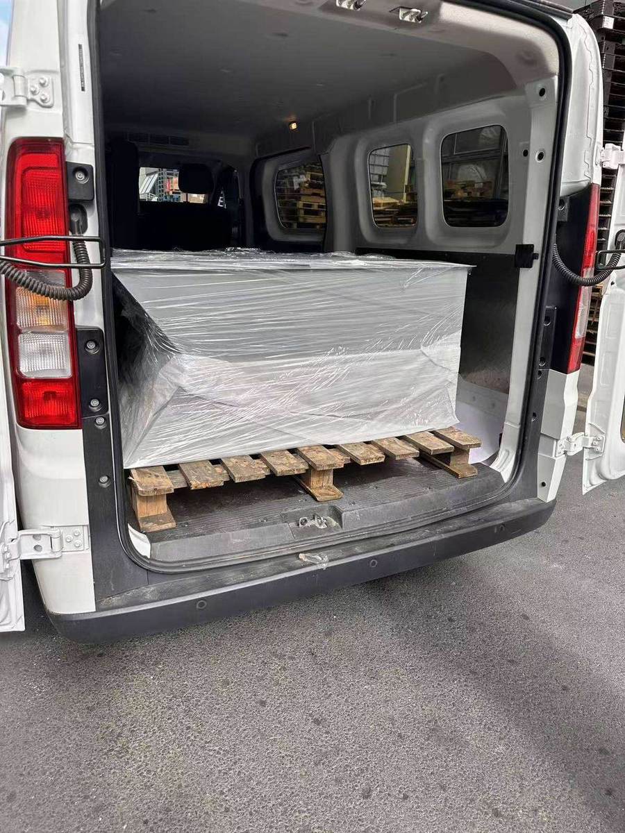 电气控制柜与机架